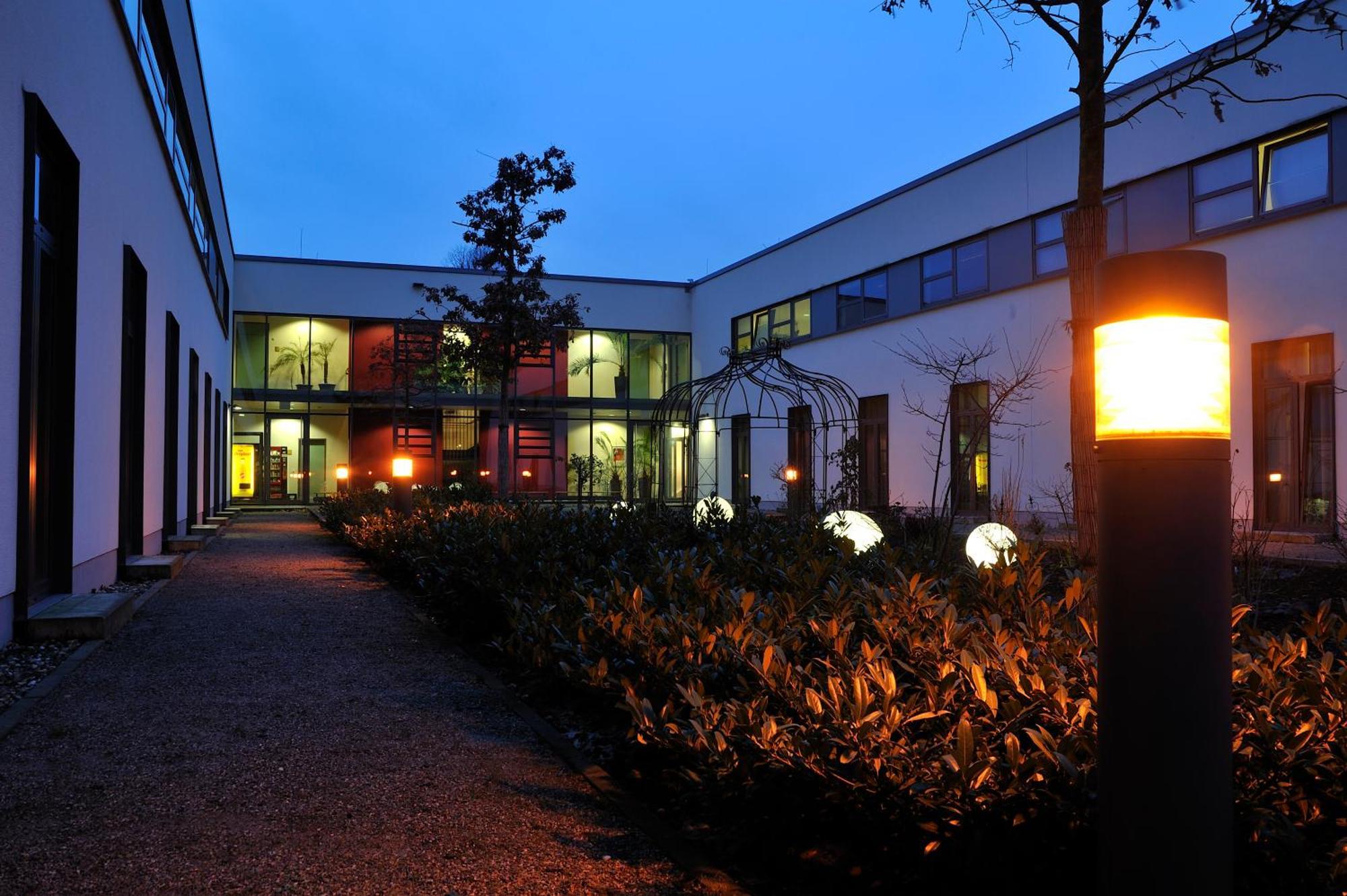 Sporthotel Borussia Duesseldorf Buitenkant foto