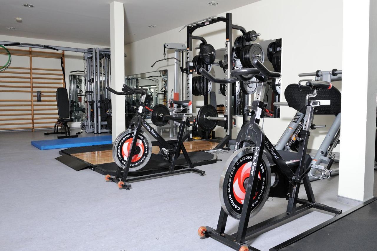 Sporthotel Borussia Duesseldorf Buitenkant foto